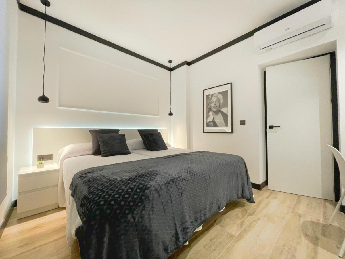 Apartamentos MK77 León - Lancia Buitenkant foto