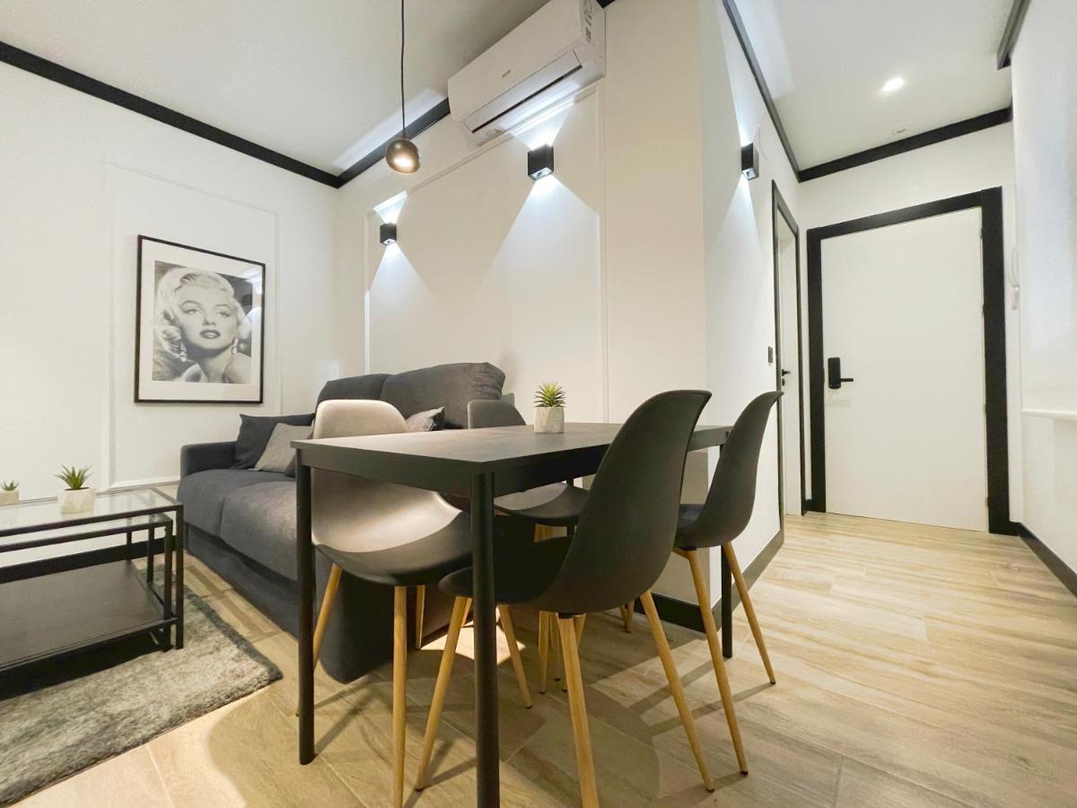 Apartamentos MK77 León - Lancia Buitenkant foto