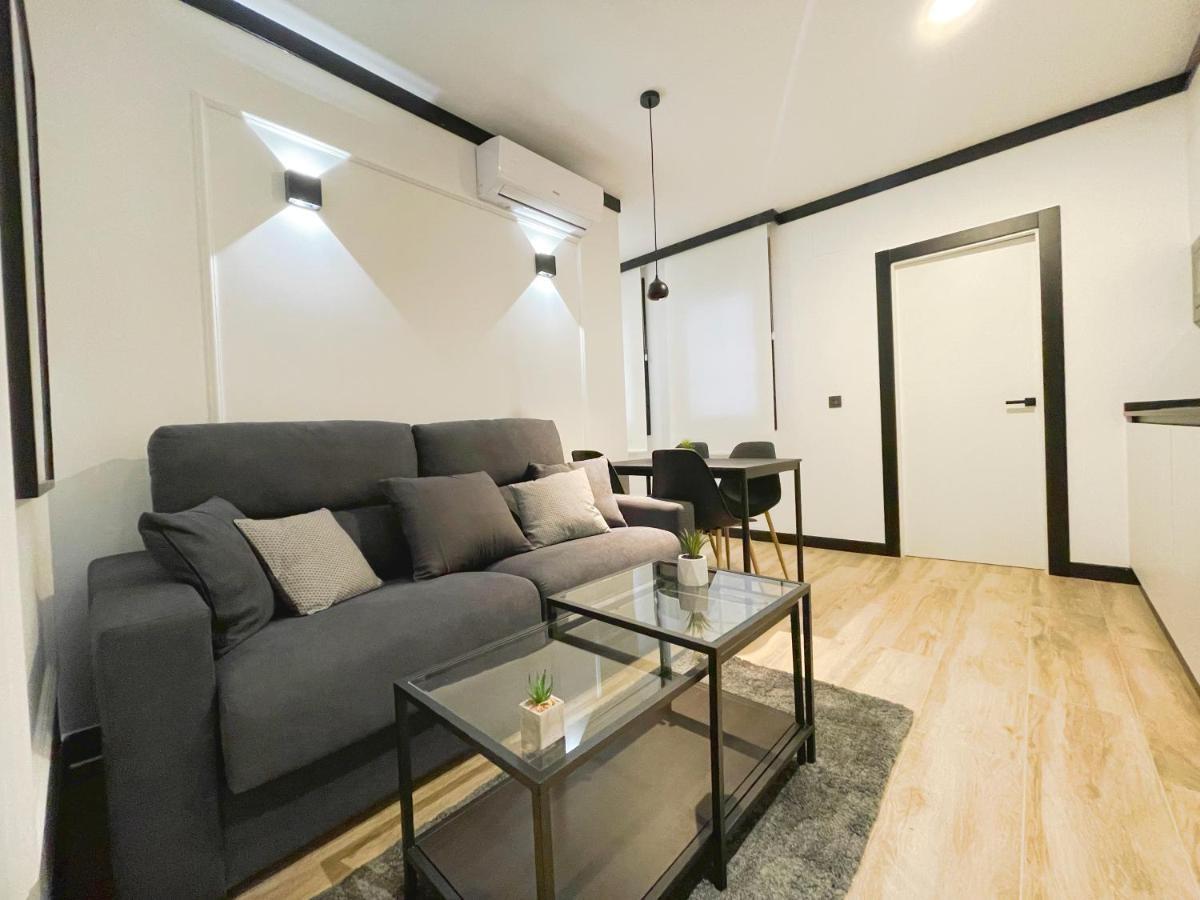 Apartamentos MK77 León - Lancia Buitenkant foto