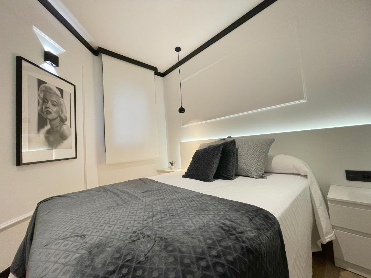 Apartamentos MK77 León - Lancia Buitenkant foto