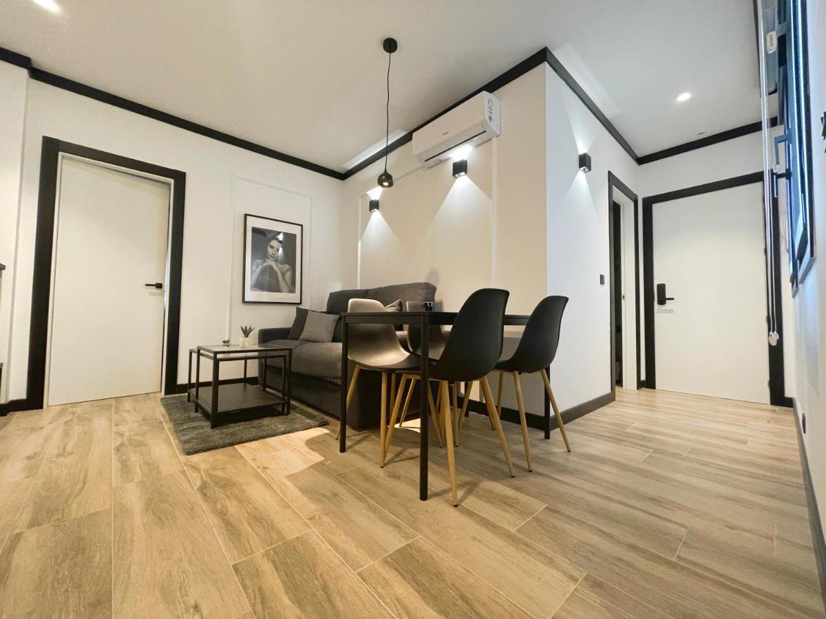 Apartamentos MK77 León - Lancia Buitenkant foto