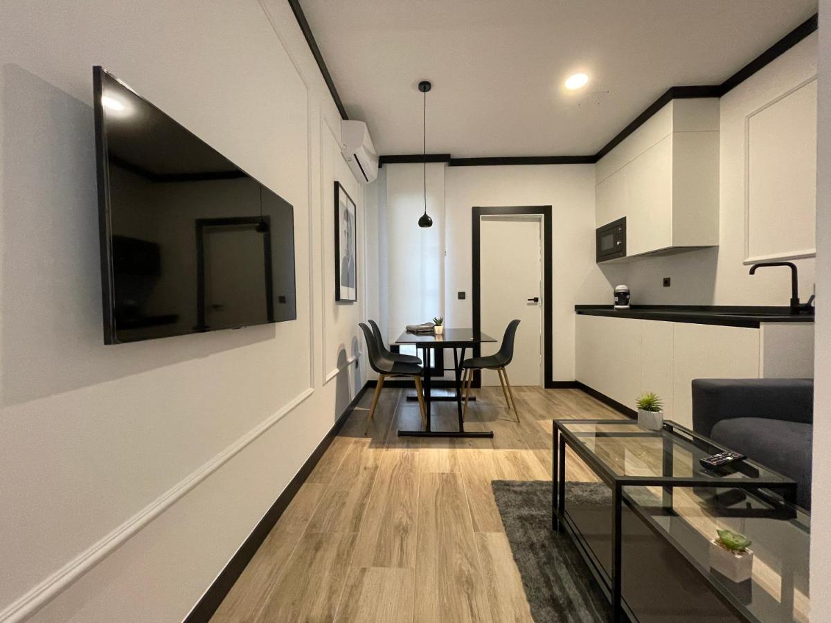 Apartamentos MK77 León - Lancia Buitenkant foto
