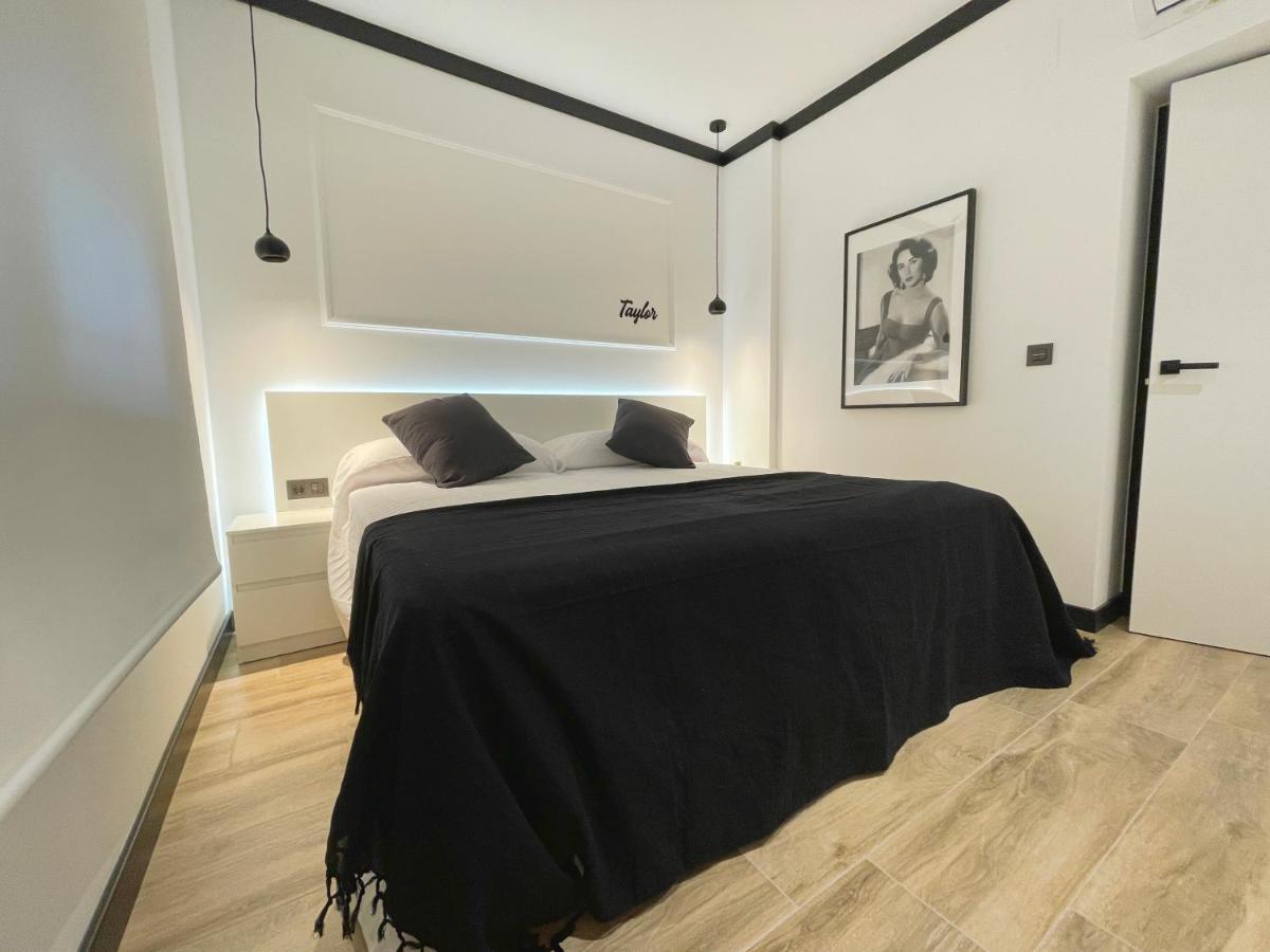 Apartamentos MK77 León - Lancia Buitenkant foto