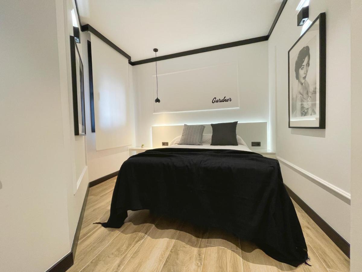 Apartamentos MK77 León - Lancia Buitenkant foto