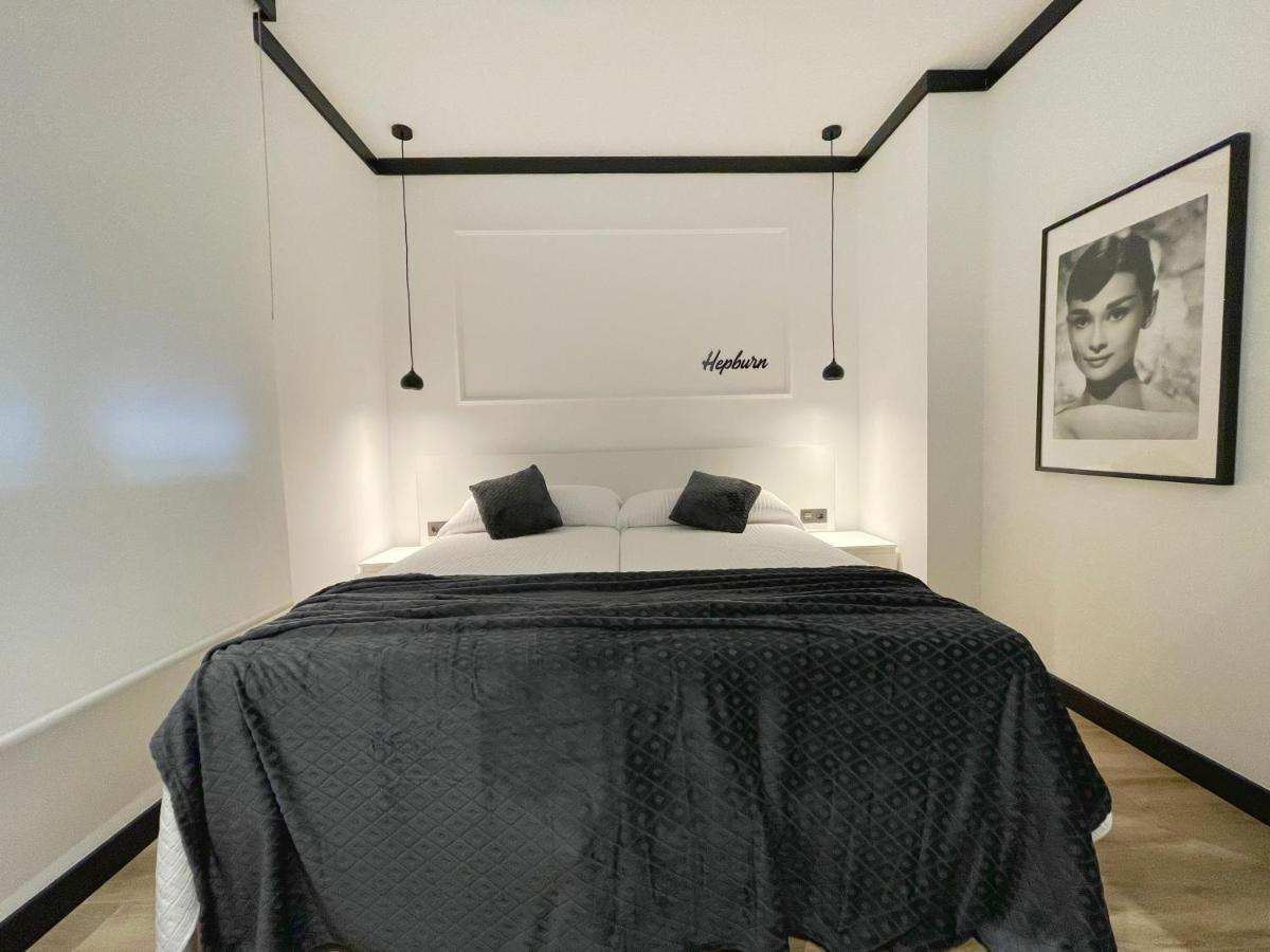 Apartamentos MK77 León - Lancia Buitenkant foto